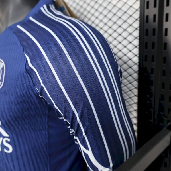 Paris Saint-Germain 2025/26 Fourth Away Long Sleeves Jersey Player Version - Image 5