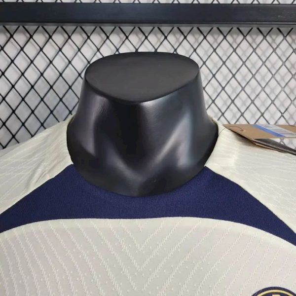 Paris Saint-Germain 2023/24 Pre-Match Training Jersey Player Version - Image 8
