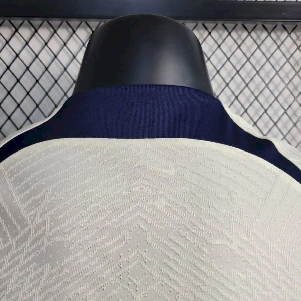 Paris Saint-Germain 2023/24 Pre-Match Training Jersey Player Version - Image 3