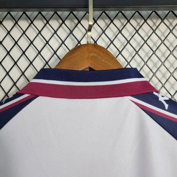 Manchester City 1997/98 Away Retro Jersey - Image 4