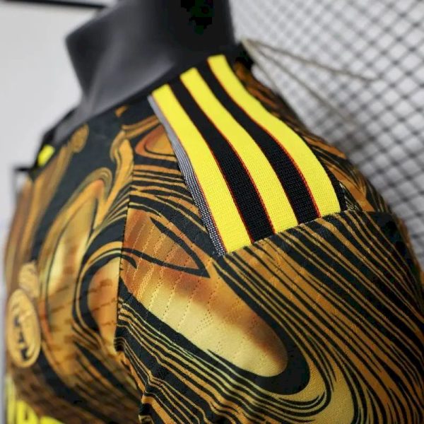 Real Madrid 2023/24 Special Edition Jersey Player Version - Image 7