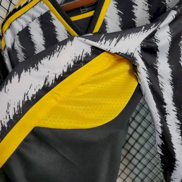 Juventus 2023/24 Home Long Sleeves Jersey - Image 9
