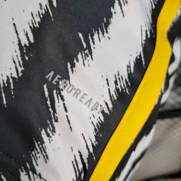 Juventus 2023/24 Home Long Sleeves Jersey - Image 10