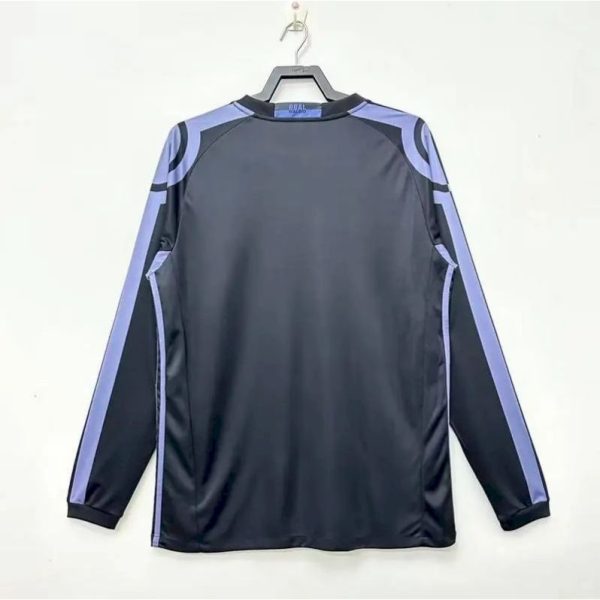 Real Madrid 2016/17 Third Retro Long Sleeves Jersey - Image 2