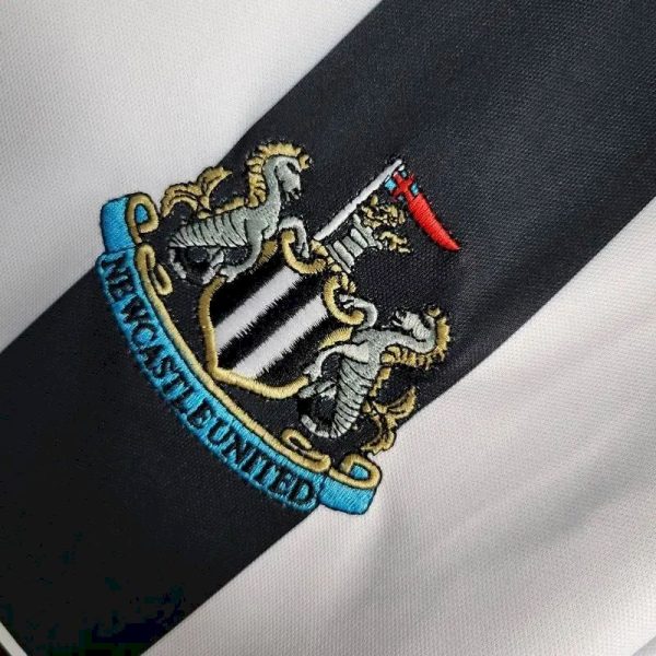 Newcastle United 2023/24 Home Jersey - Image 5