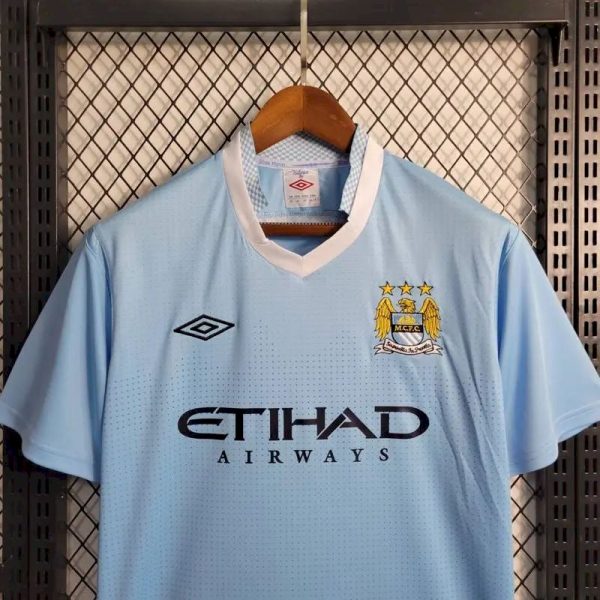 Manchester City 2011/12 Home Retro Jersey - Image 3