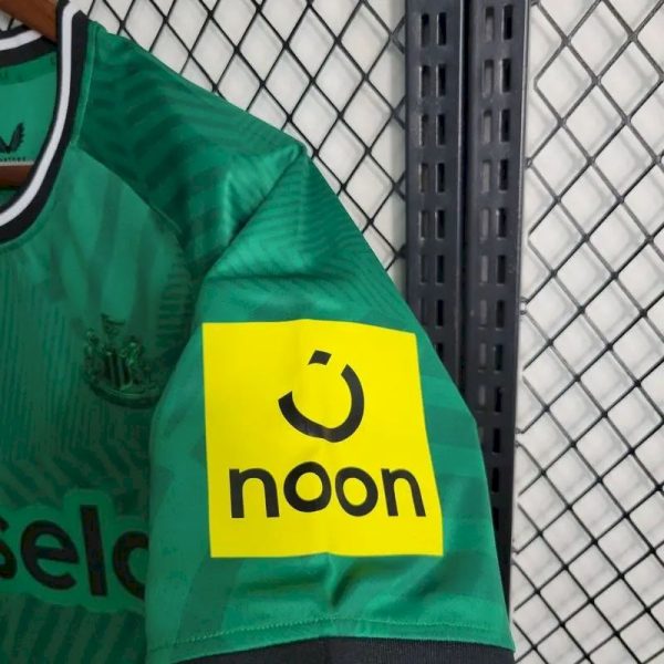 Newcastle United 2023/24 Away Jersey - Image 4