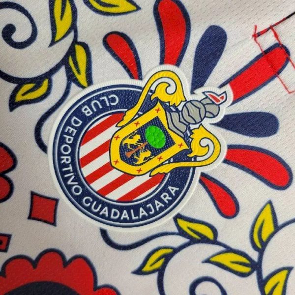 Club Chivas 2023/24 Day Of The Dead Jersey - Image 3