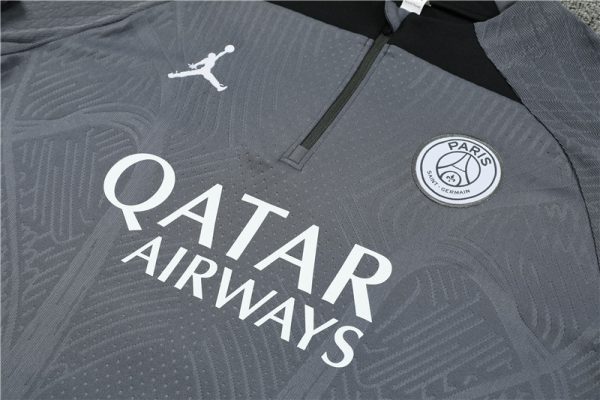 Paris Saint-Germain 2024/25 Half-Zip Adult Sweater+Pant 14001 - Image 5