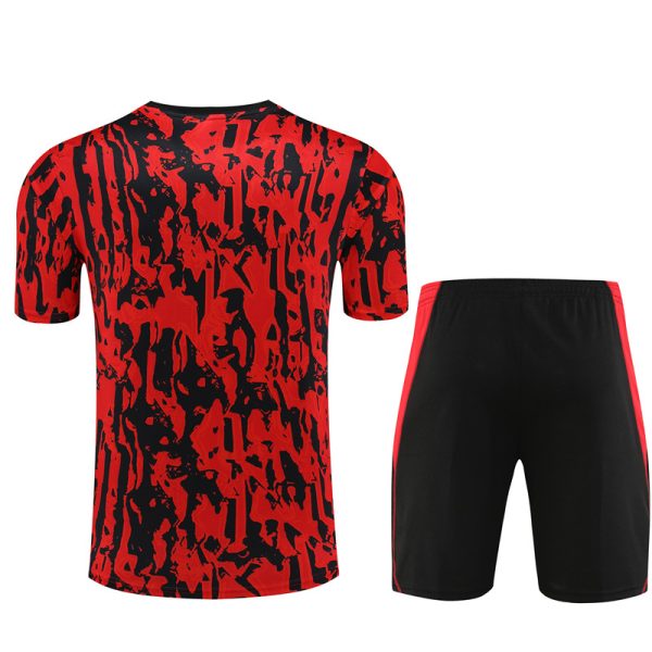 Manchester United 2023/24 Training Adult Jersey+Short 14001 - Image 2