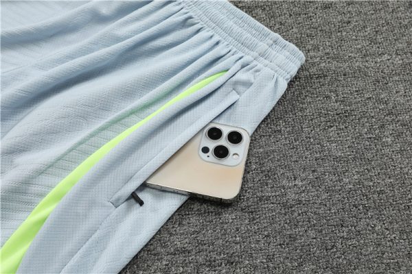 Paris Saint-Germain 2023/24 Training Adult Jersey+Short 14001 - Image 4
