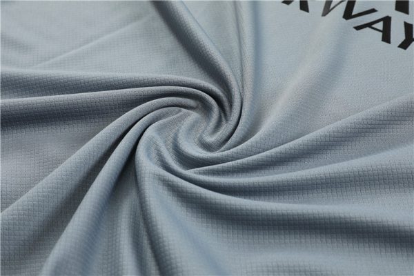 Paris Saint-Germain 2023/24 Training Adult Jersey+Short 14001 - Image 3