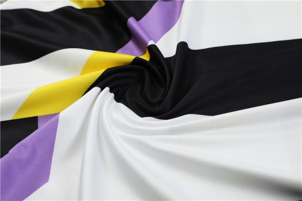 Real Madrid 2023/24 Training Adult Jersey+Short 14001 - Image 3