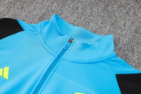 Arsenal 2023/24 Training Adult Jacket+Pant 815 - Image 3