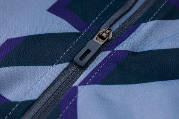 Real Madrid 2023/24 Half-Zip Adult Sweater+Pant 815 - Image 3