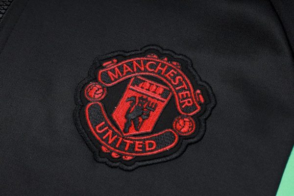 Manchester United 2023/24 Hoodie+Pant 815 - Image 4