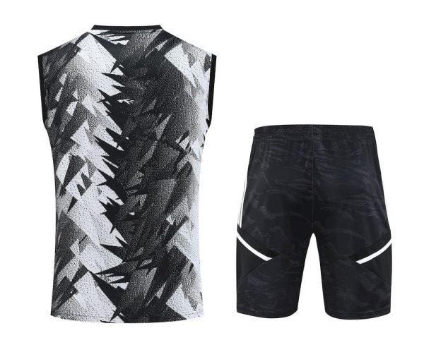Juventus 2023/24 Adult Tank Top+Short 418 - Image 2