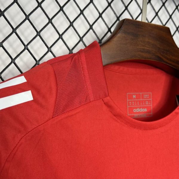 Manchester United 2024/25 Red Pre-Match Training Jersey - Image 6