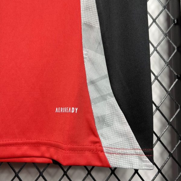 Manchester United 2024/25 Red Pre-Match Training Jersey - Image 3