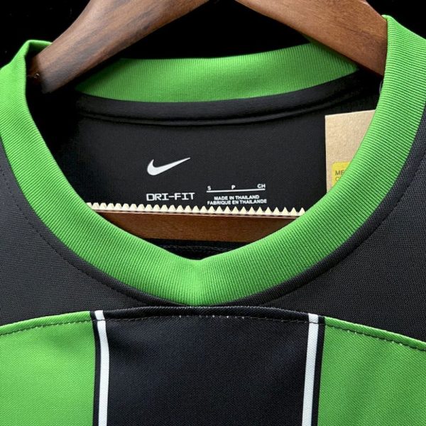 Brighton & Hove Albion 2023/24 Away Jersey - Image 4