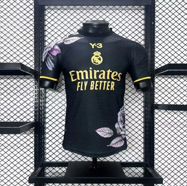 Real Madrid 2024/25 Rose Edition Jersey Player Version