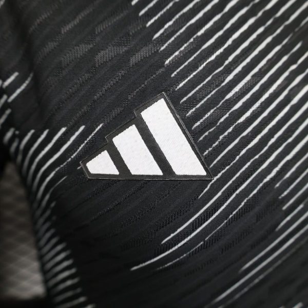 Japan 2024/25 Black Jersey Player Version - Image 4