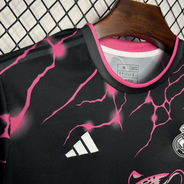 Real Madrid 2024/25 Special Edition Purple Jersey - Image 5