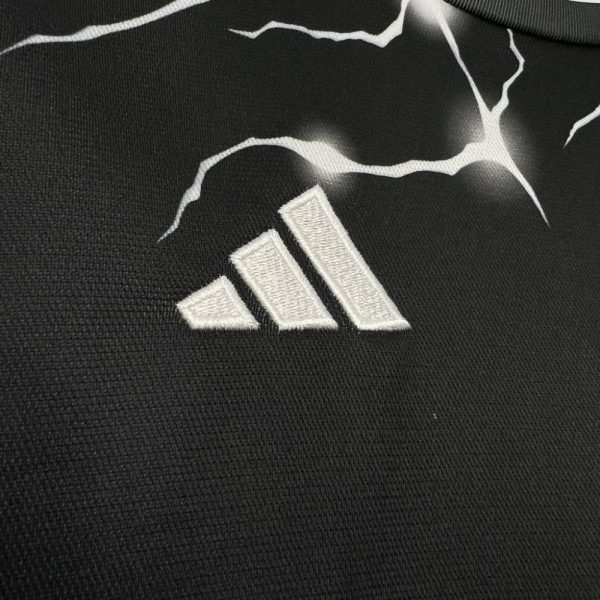 Real Madrid 2024/25 Special Edition Black Jersey - Image 5