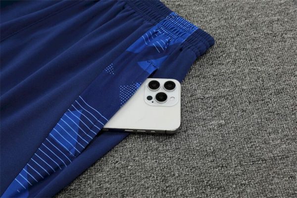 Italy 2024/25 Half-Zip Adult Sweater+Pant 14001 - Image 4