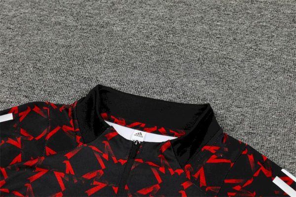 Manchester United 2024/25 Half-Zip Adult Sweater+Pant 14001 - Image 6