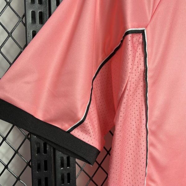 Juventus 1997/98 Away Retro Jersey - Image 3