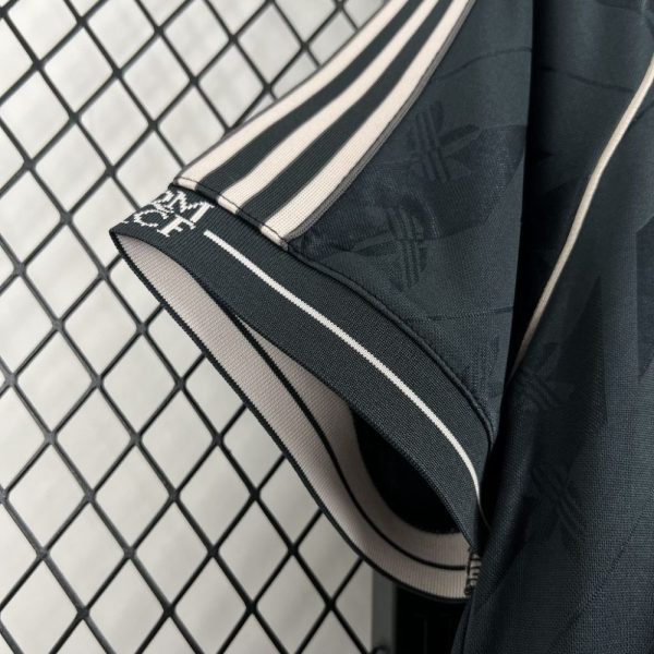 Real Madrid 2024/25 Special Edition Black Jersey - Image 7