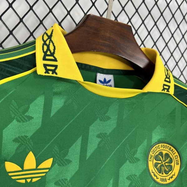 Celtic 2024/25 Special Edition Long Sleeves Retro Jersey - Image 11