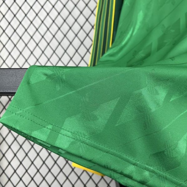 Celtic 2024/25 Special Edition Long Sleeves Retro Jersey - Image 8