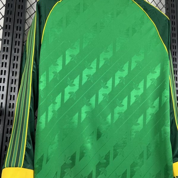 Celtic 2024/25 Special Edition Long Sleeves Retro Jersey - Image 3