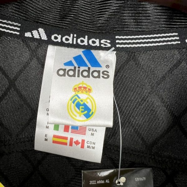Real Madrid 1998/99 Away Long Sleeves Retro Jersey - Image 10