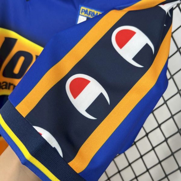 Parma Calcio 2001/02 Home Retro Jersey - Image 4