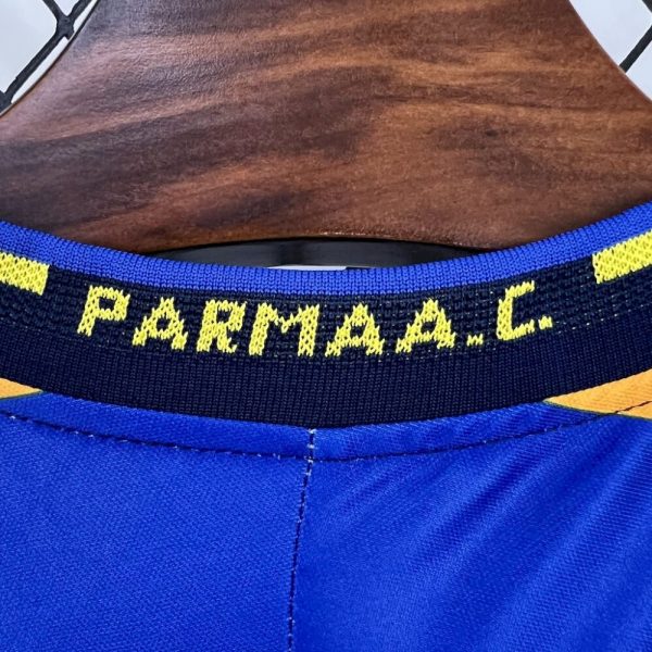 Parma Calcio 2001/02 Home Retro Jersey - Image 3