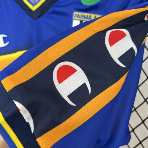 Parma Calcio 2002/03 Home Retro Jersey - Image 3