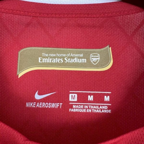 Arsenal 2006/07 Home Retro Jersey - Image 4