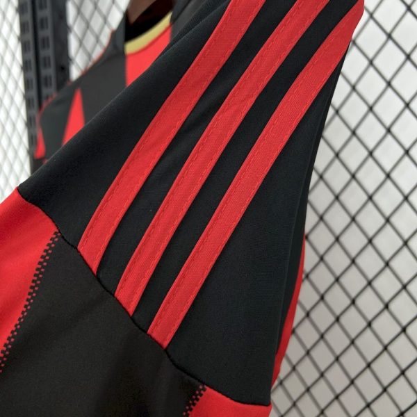 Ac Milan 2010/11 Home Long Sleeves Retro Jersey - Image 4