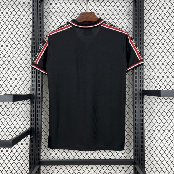 Manchester United 1998/99 Away Retro Jersey - Image 2