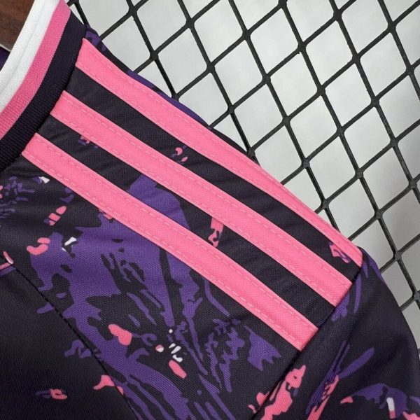 Real Madrid 2024/25 Purple Jersey - Image 4