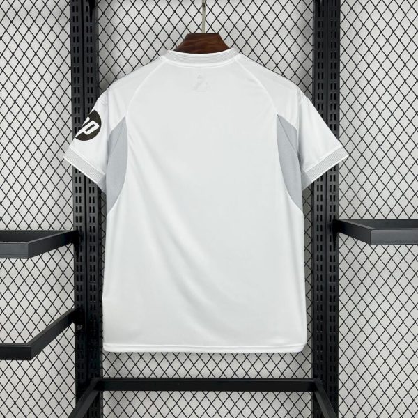 Real Madrid 2025/26 Home Jersey - Image 2