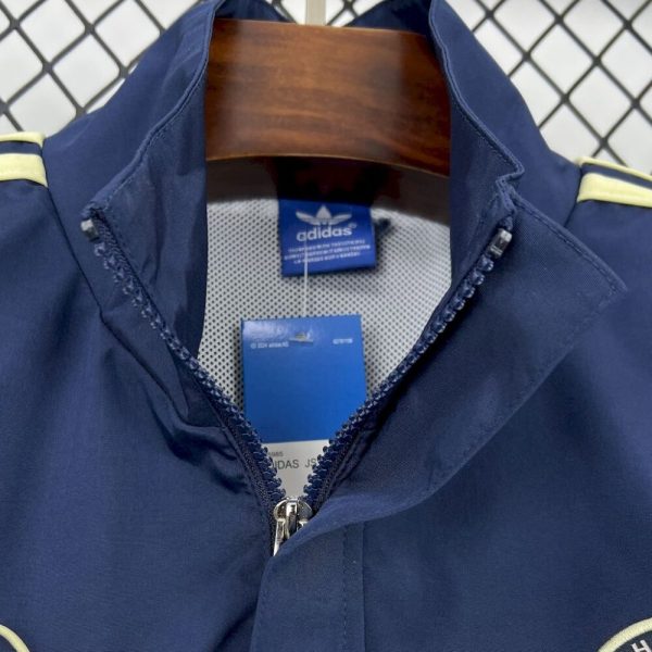 Chelsea 2012-13 Player Windbreaker - Image 5