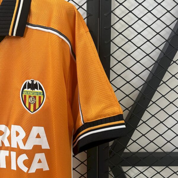 Valencia Cf 1999/00 Away Retro Jersey - Image 3