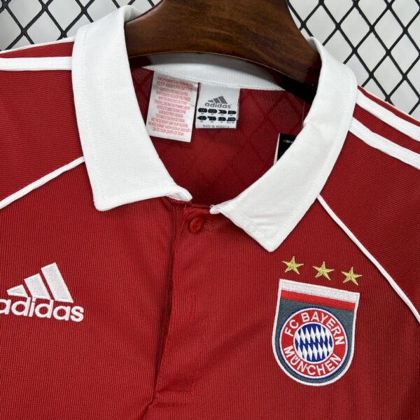 Bayern Munich 2005/06 Home Retro Jersey - Image 10
