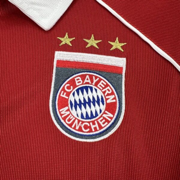 Bayern Munich 2005/06 Home Retro Jersey - Image 8