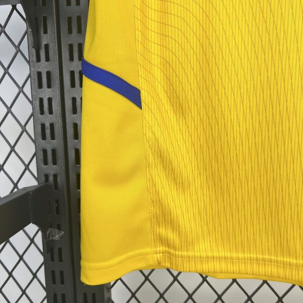 Inter Milan 2002/03 Third Retro Jersey - Image 3