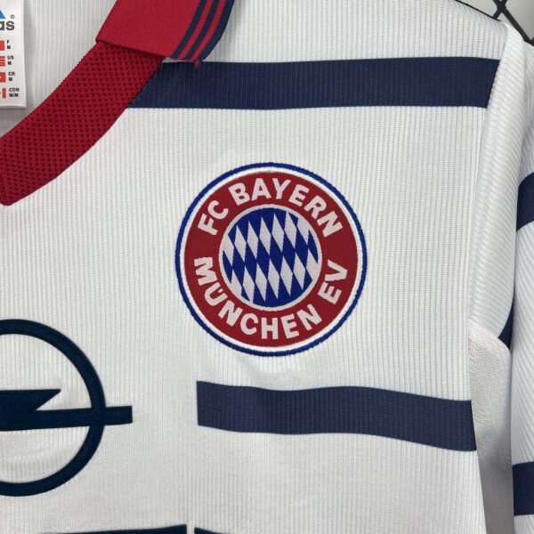 Bayern Munich 1998/00 Home Retro Jersey - Image 7